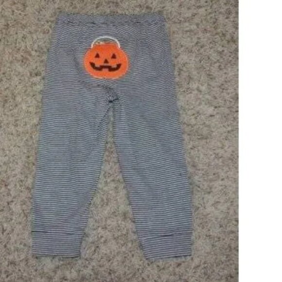 Boys 5 Pc Halloween Set 18 mths Shirts, Bodysuit & Sweatpant Black Gray Bats - Picture 9 of 9